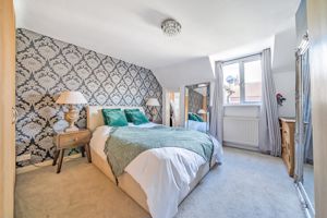 Bedroom- click for photo gallery